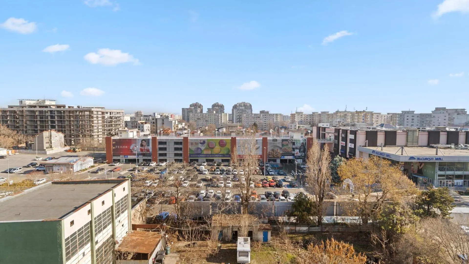 Bucharest Mall View 0*,